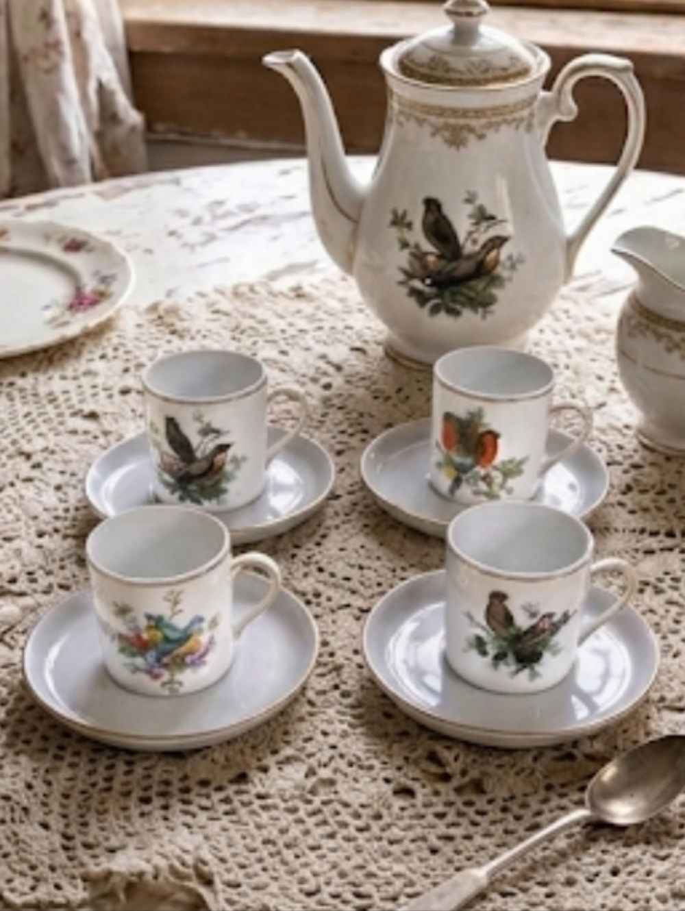 Vintage Royal Crown Birds Demitasse Cups Set of 4
